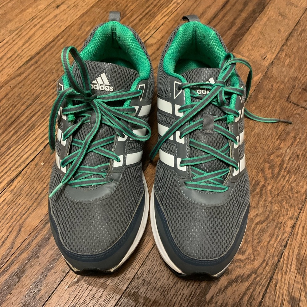 Adidas Sneakers